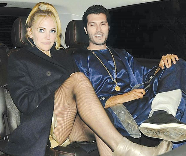 Хурем опет у љубави са бившим